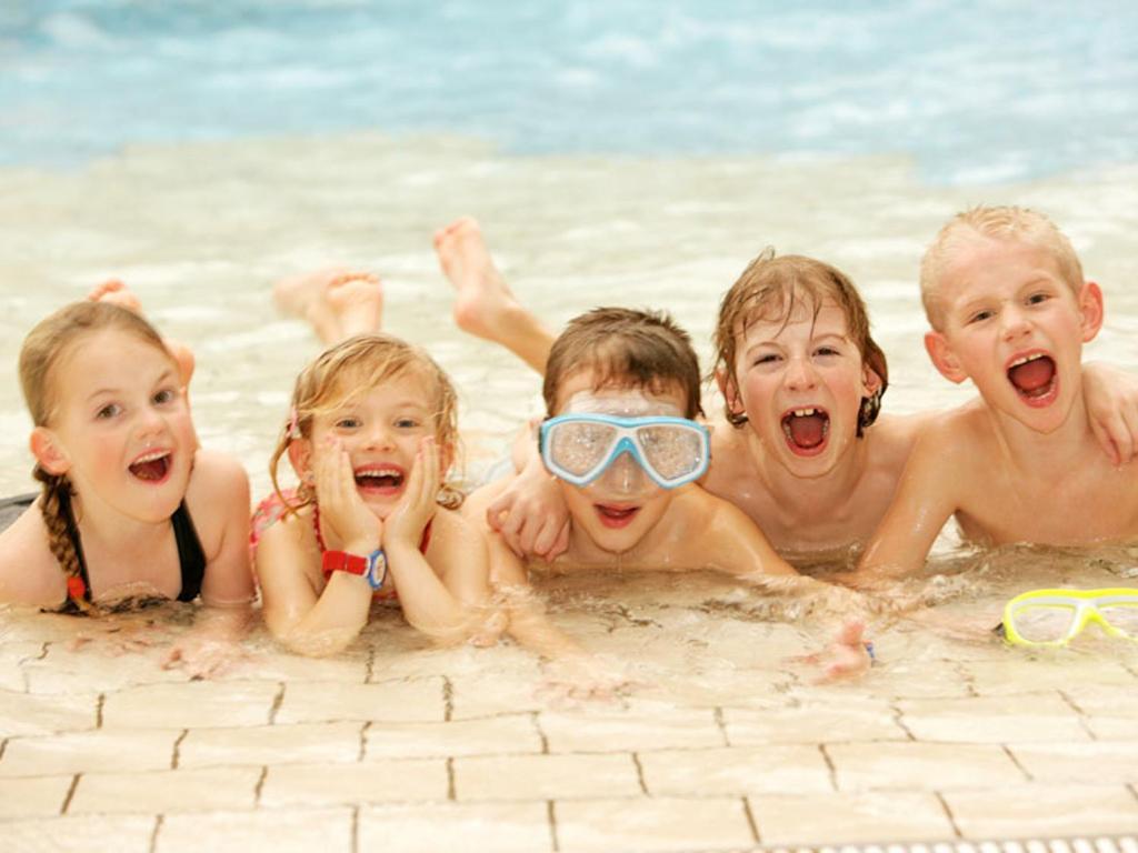 H2O Hotel-Therme-Resort, Fur Familien Mit Kindern Bad Waltersdorf Ngoại thất bức ảnh